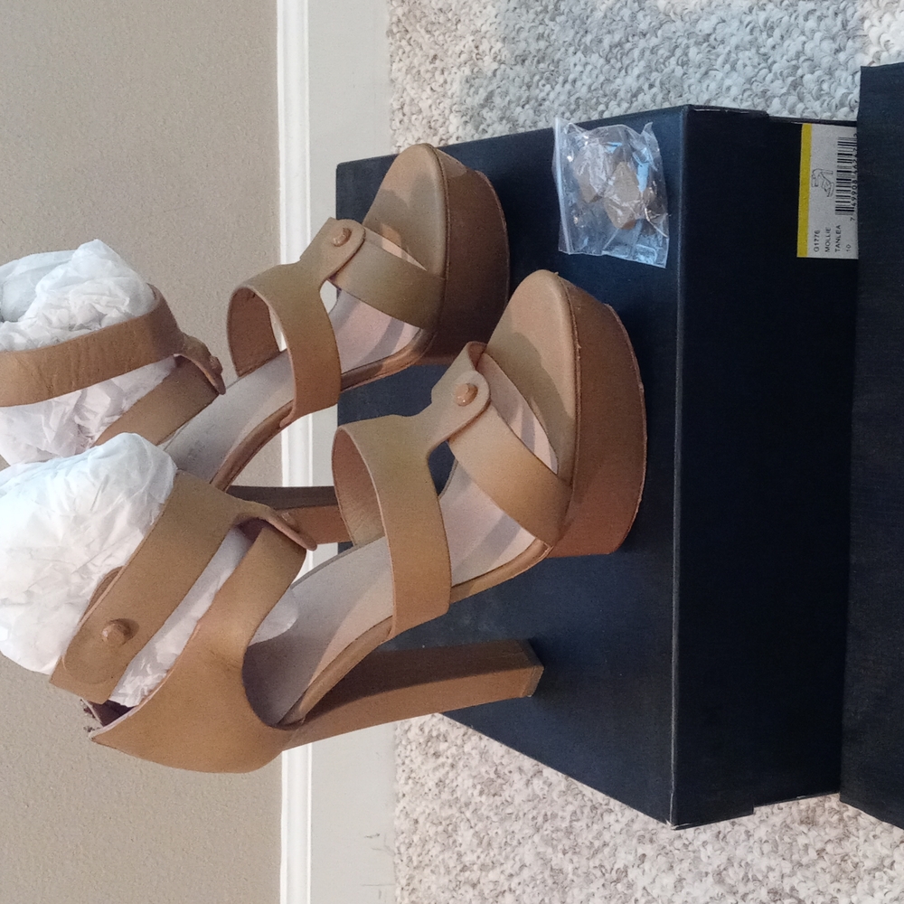 L.A.M.B Mollie Heels Tan Size 10